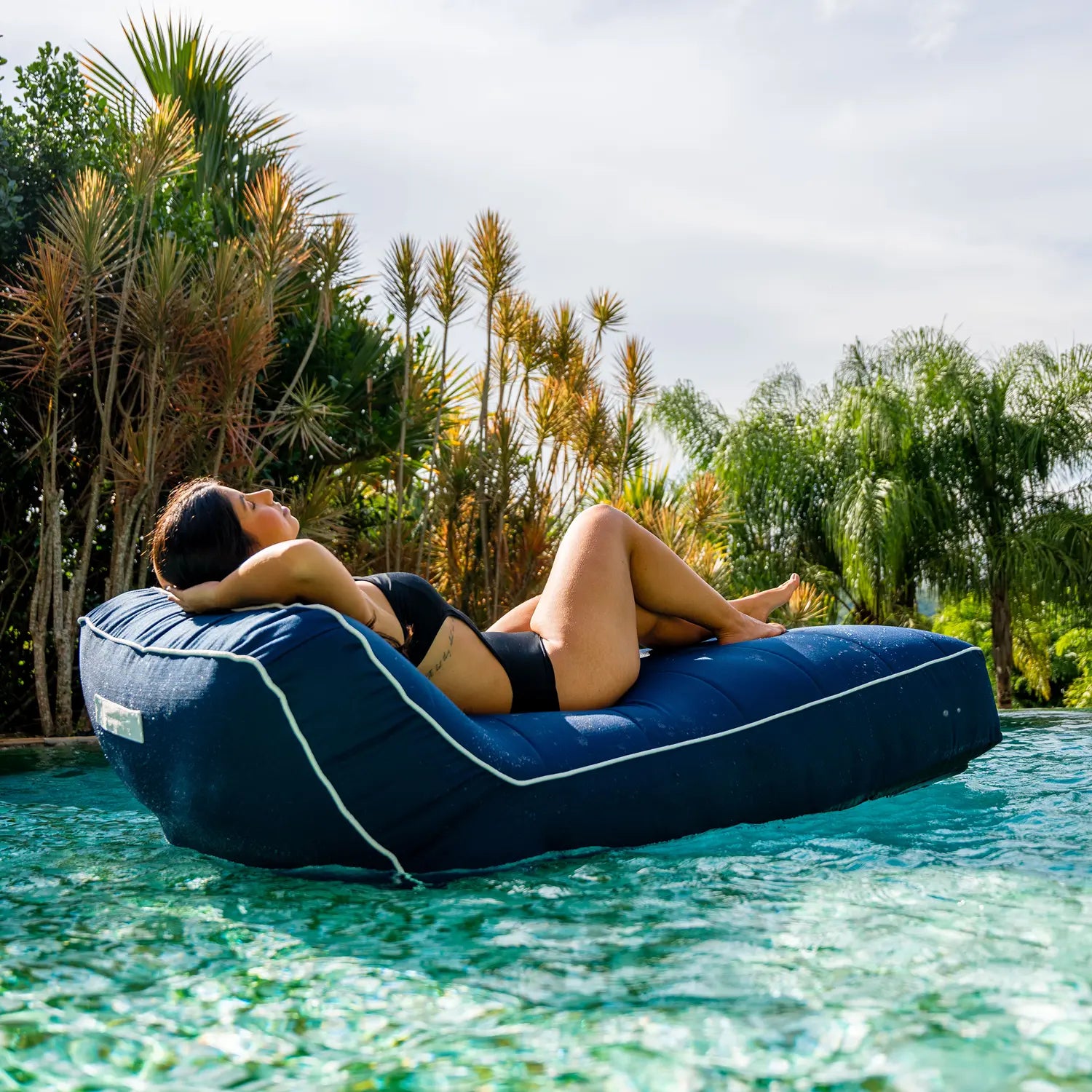 Compre 3 Espreguiçadeiras Naiá e Leve 4