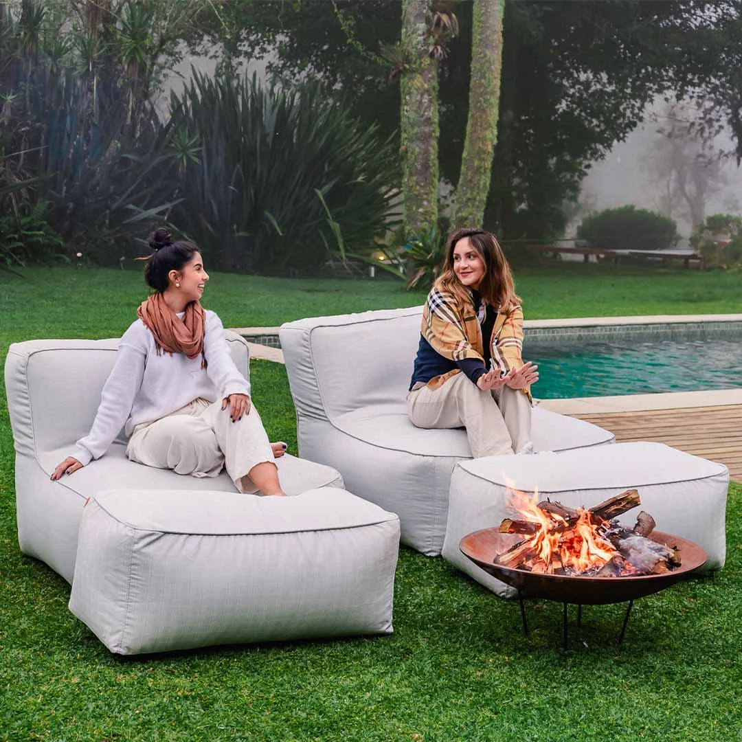 Kit 2 Puffs Joy com Apoios + Lareira Externa 80cm