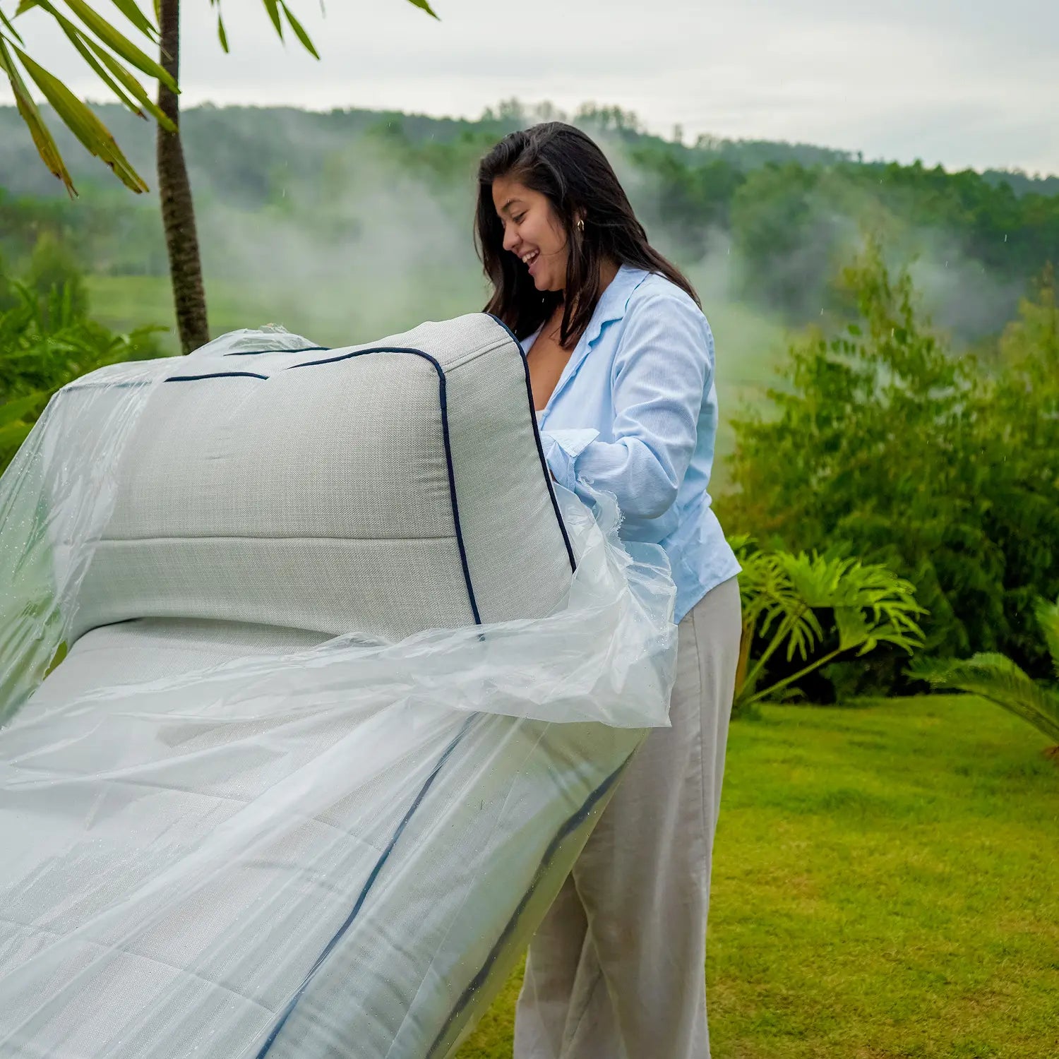 Compre 3 Espreguiçadeiras Naiá e Leve 4