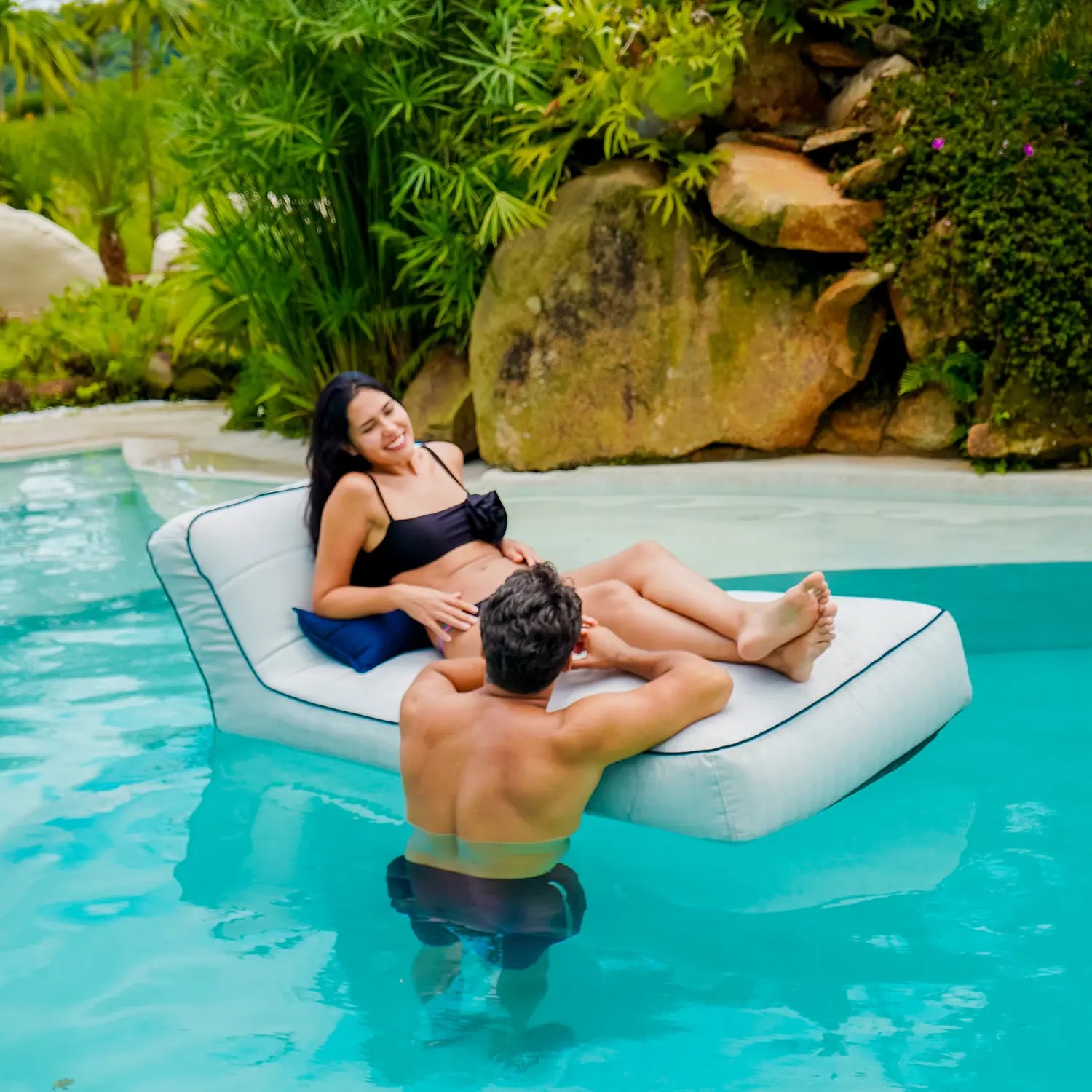 Compre 3 Espreguiçadeiras Naiá e Leve 4